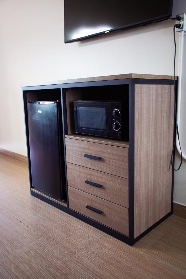 Siesta Inn 맥앨린 외부 사진