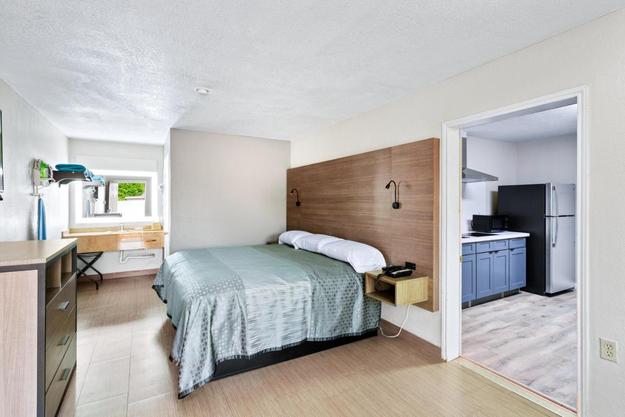 Siesta Inn 맥앨린 외부 사진
